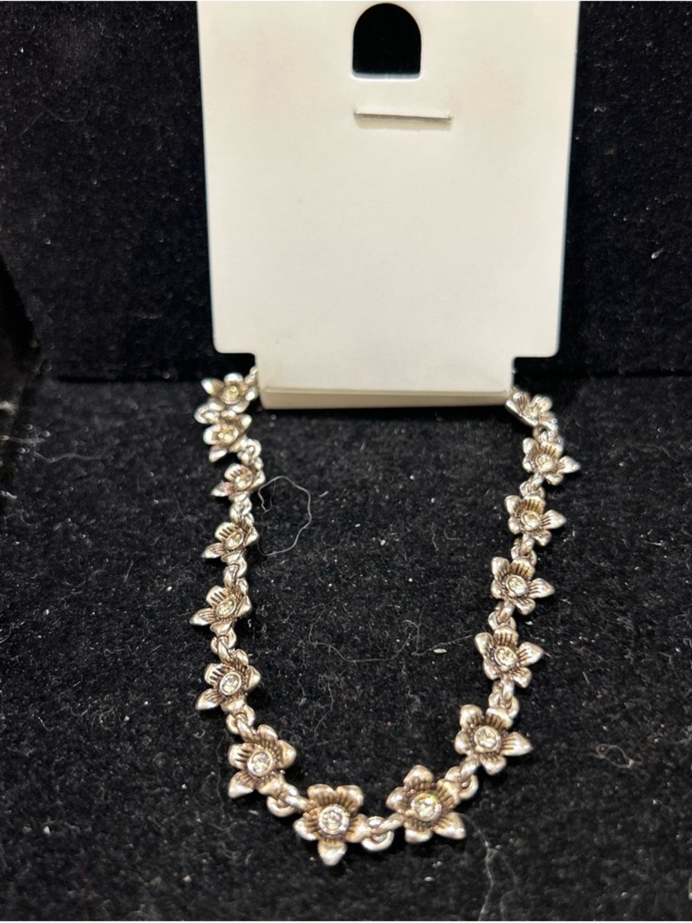 Silver color Floral Link Bracelet - Elegant Flower Chain